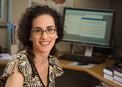 Dr. Arzu Onar