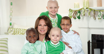 Marlo Thomas receives prestigious service award