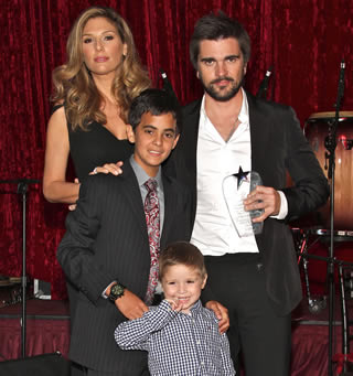 Diasy Fuentes, Latin Grammy Award-winning singer and songwriter Juanes and St. Jude patients.