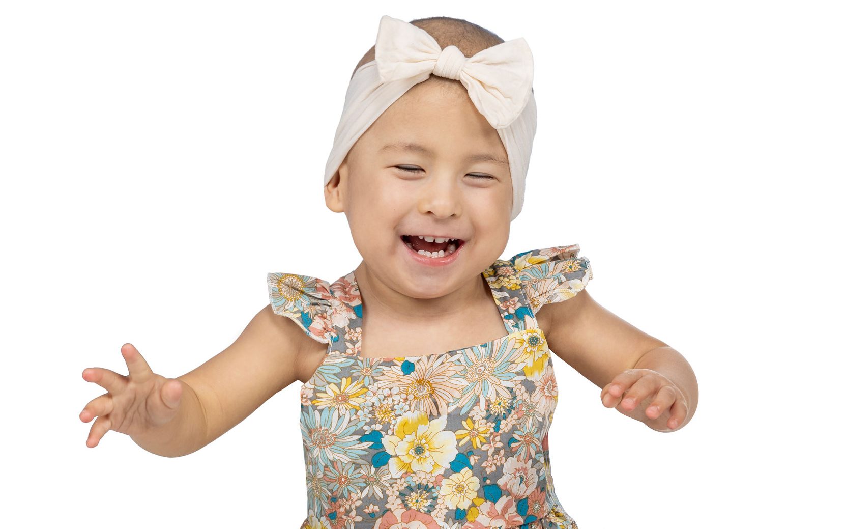 Samara, paciente de St. Jude, sonriendo.