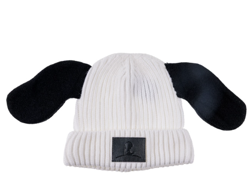 Gorro con orejas caídas para niños.