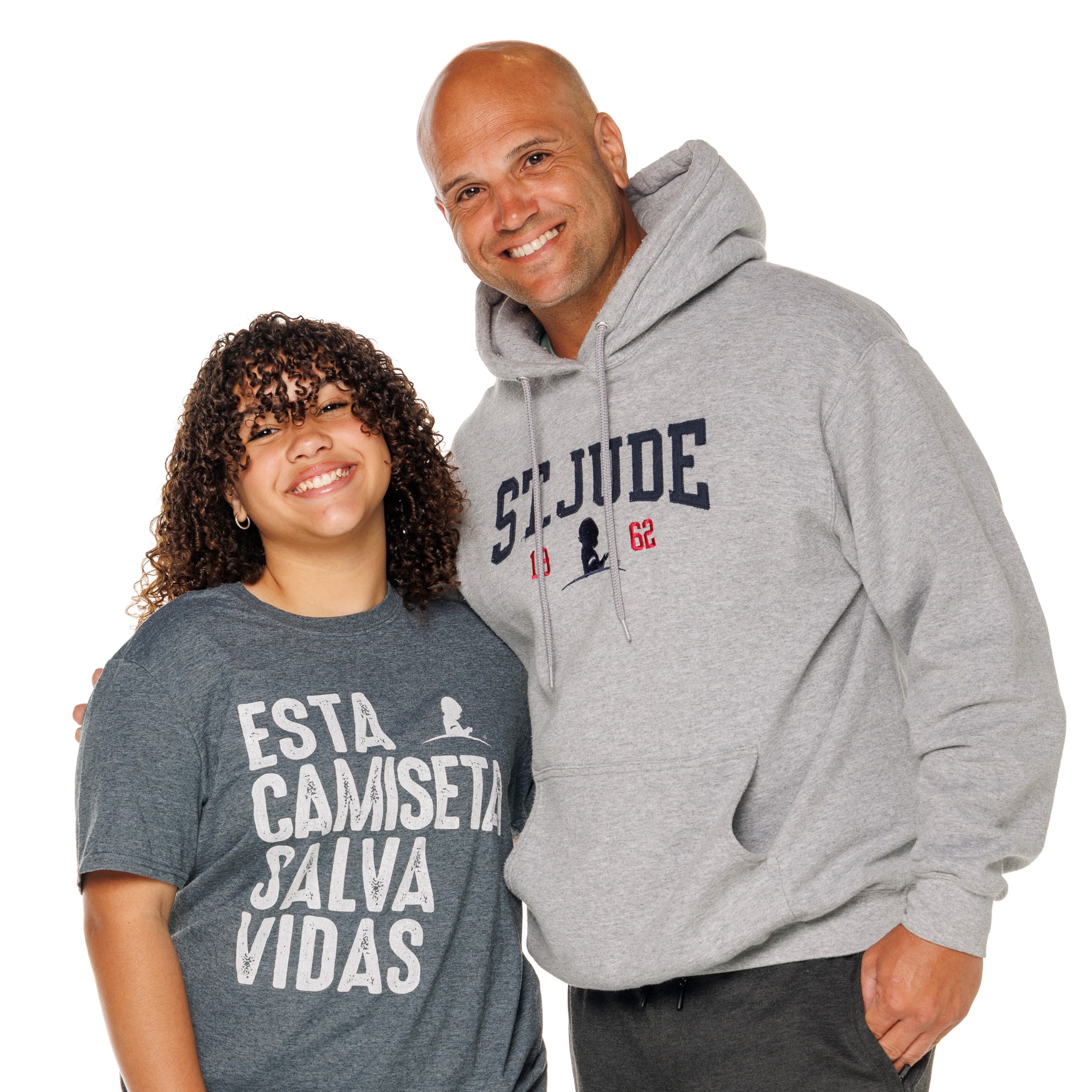Mayela, paciente de St. Jude, con su papá