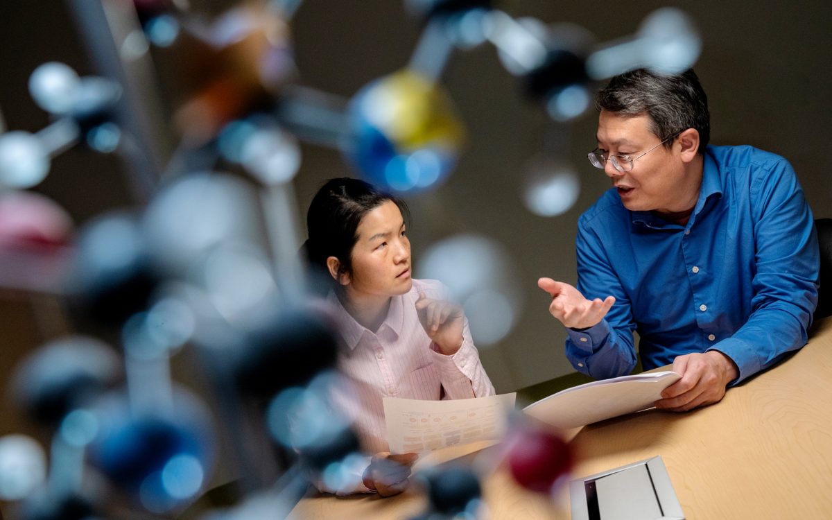 Yanling Liu, Ph.D. with senior and co-corresponding author Xiaotu Ma, Ph.D.