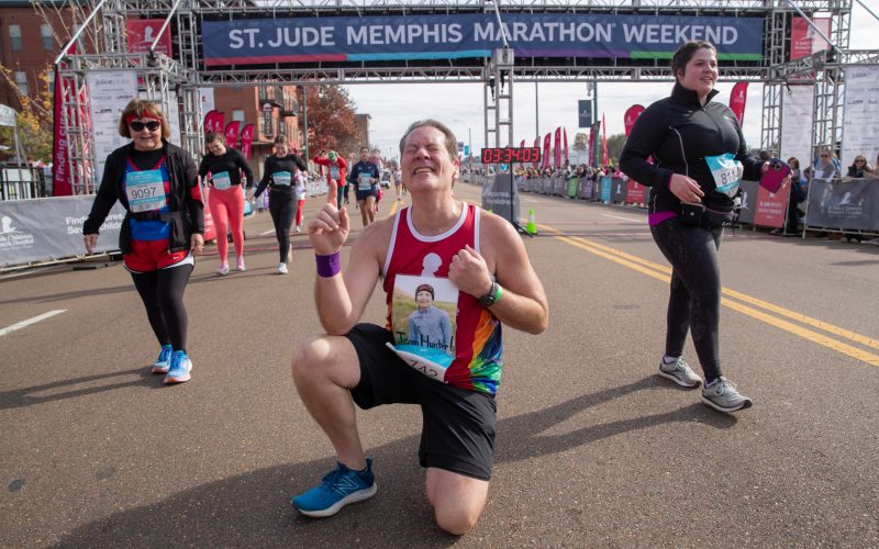 Hunter ran his race with “faith, courage and joy,” so bereaved dad runs