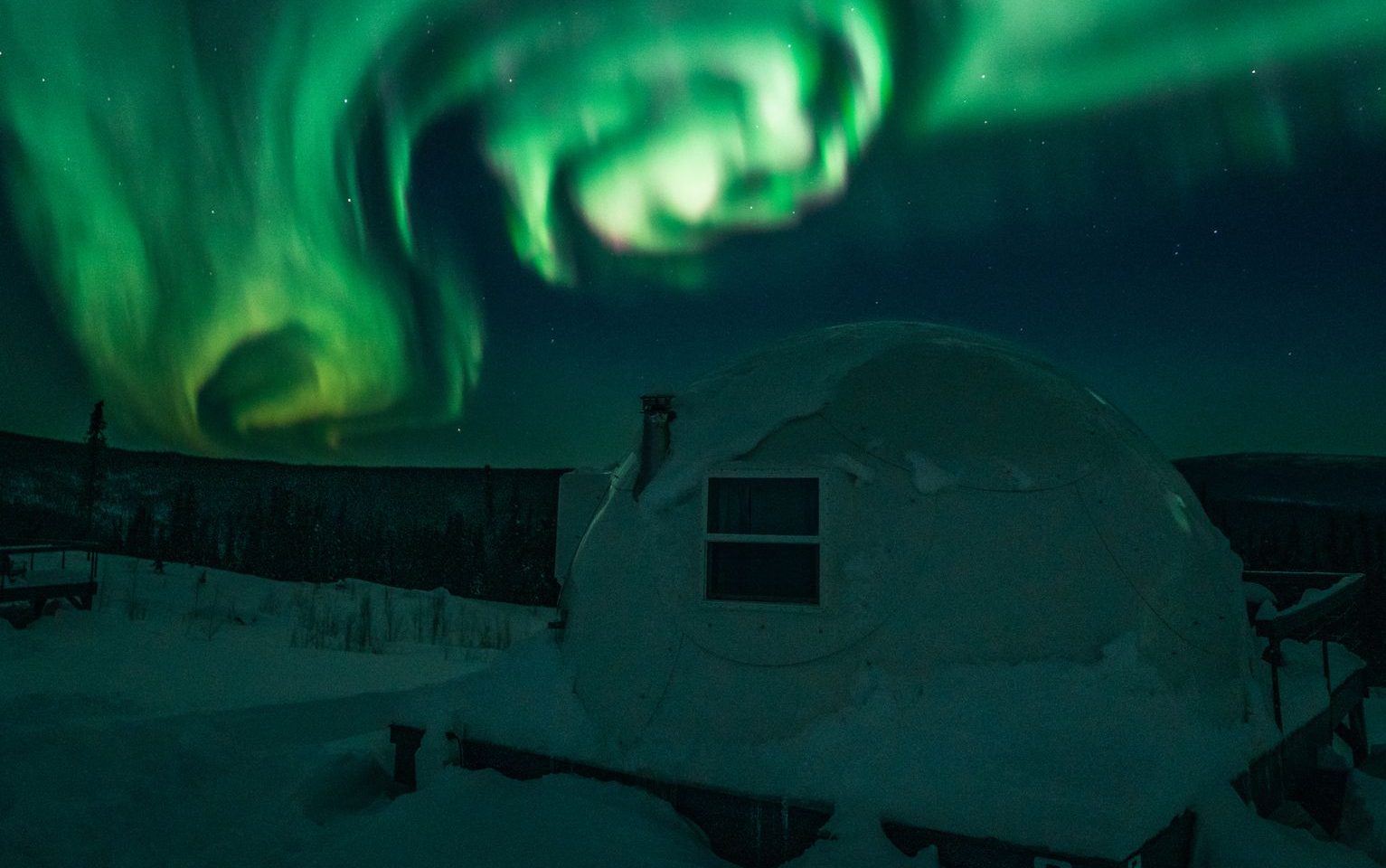 Northern Lights Igloo experience in Alaska